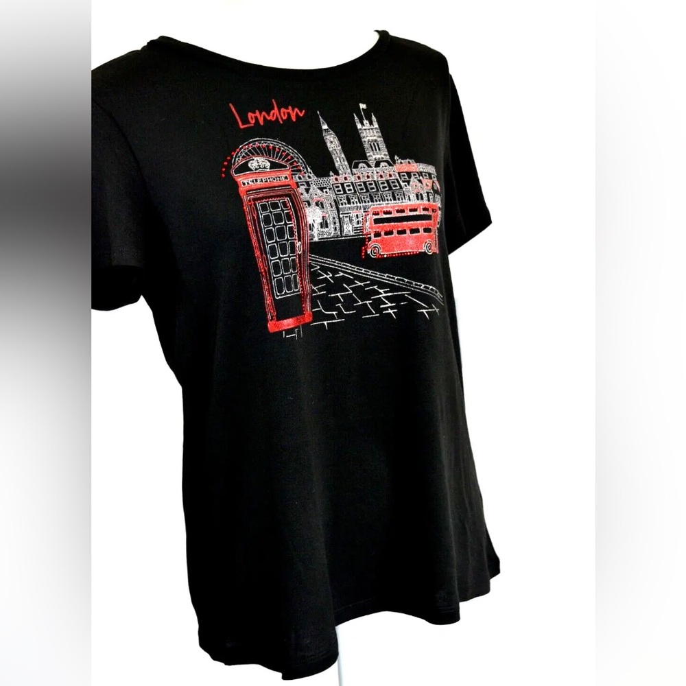 NEW 89th & Madison  Short Sleeve Top~ Embellished T-Shirt LONDON MSRP $54…